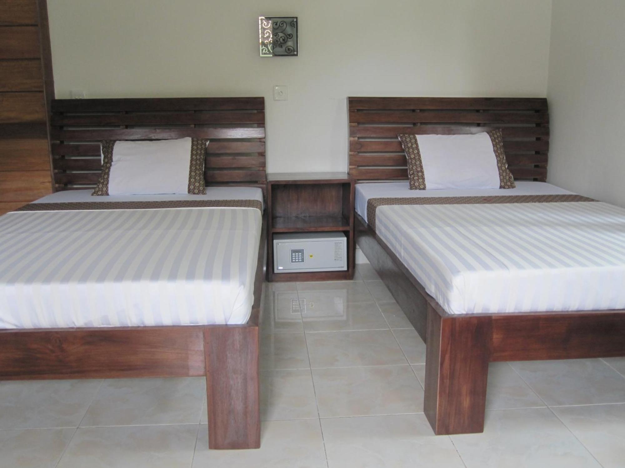Galang Kangin Bungalows Amed Habitación foto