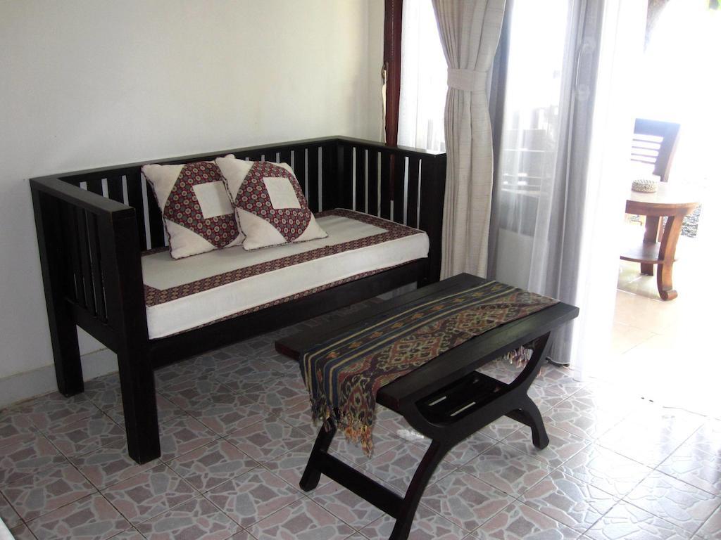 Galang Kangin Bungalows Amed Habitación foto